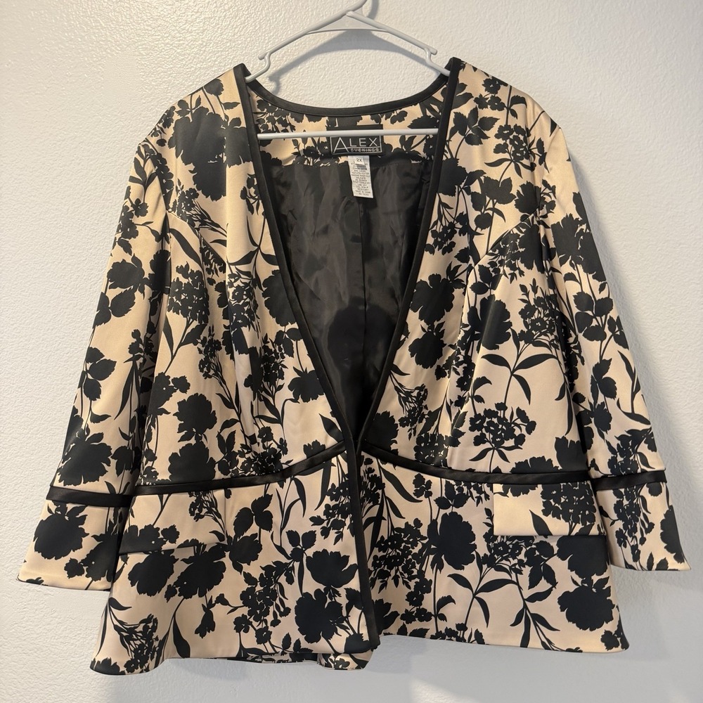 Alex Evenings Size-2X Womens Jacket Cream Black Floral 3/4 Sleeves